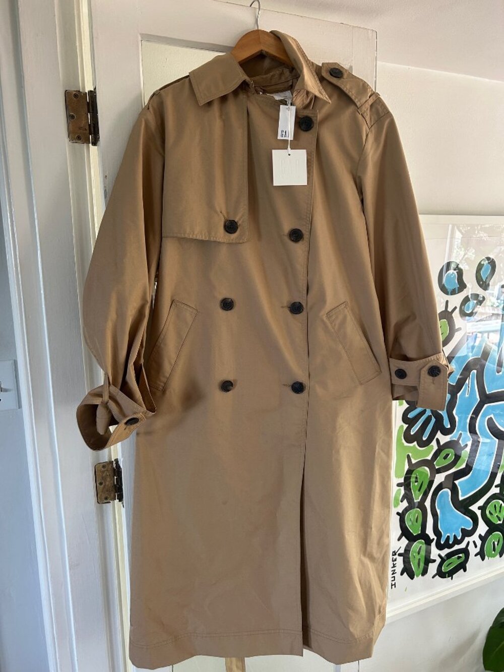 Gap × Sandy Liang Bow-Back Trench Coat - Picture 5 of 10